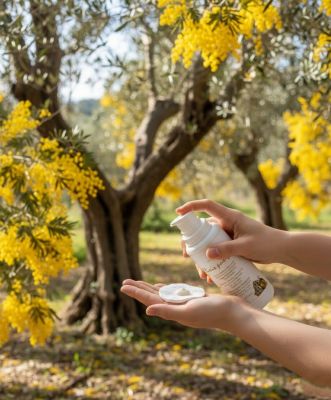 Lotion naturelle nettoyante, détoxifiante et hydratante pour visage, paupières et cou.